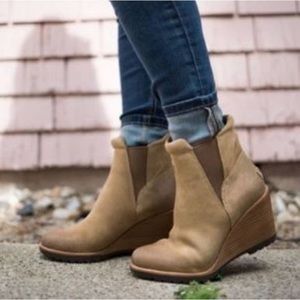 Sorel After Hours Chelsea Wedge Boots